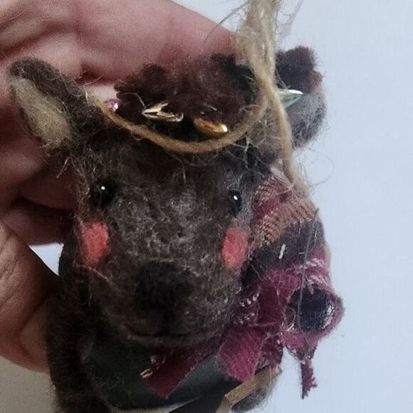 Anthropologie Christmas mouse felt with star - Picture 5 of 5